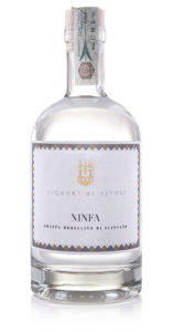 Liquori di Tivoli - Ninfa Grappa Morellino di Scansano. La nostra grappa Ninfa è ottenuta utilizzando le uve atte alla produzione di vino Morellino. Si presenta ricca di profumi e intense fragranze, lasciando una delicata sensazione finale.